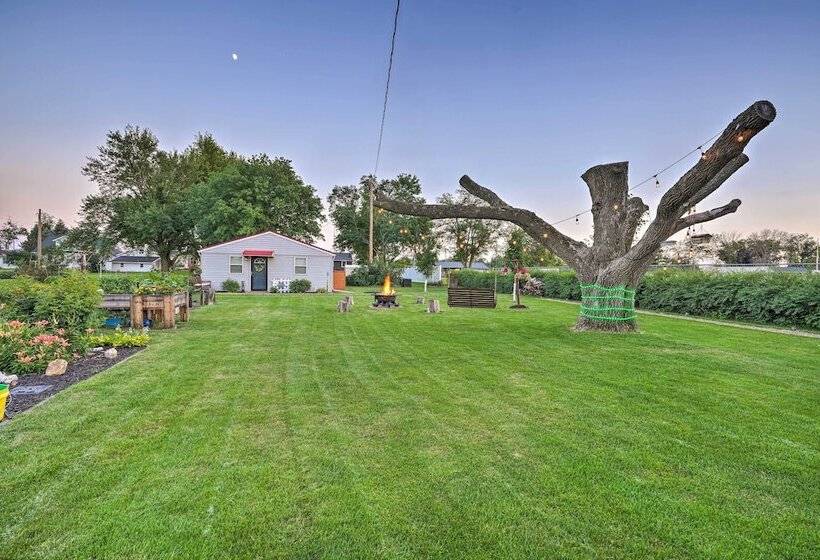 Kid Friendly House ~ 8 Mi To Cedar Rapids!