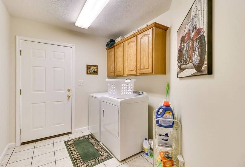 Laptop Friendly Elkton Home W/ Central A/c!