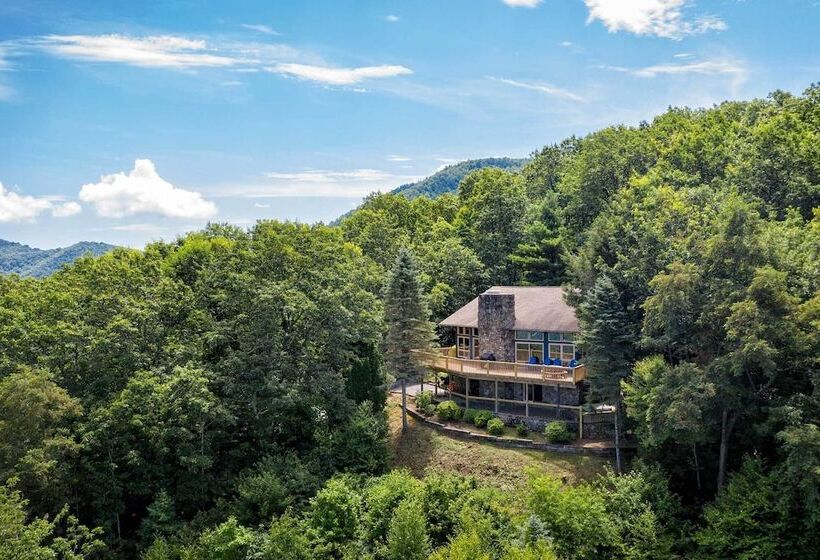 Modern Mtn Retreat W/ Hot Tub & Stellar Views!