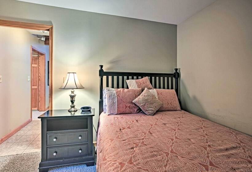 Mtn Home W/ Nature Preserve Views By Hiking Trails