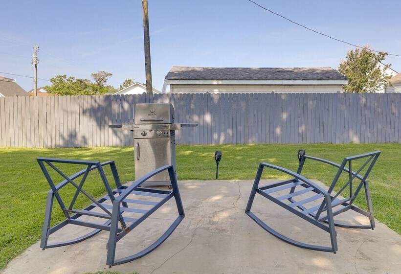 North Carolina Retreat   Deck, Grill & Creek Views