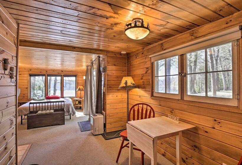 Peaceful Pike Lake Retreat W/ Dock And Kayaks!