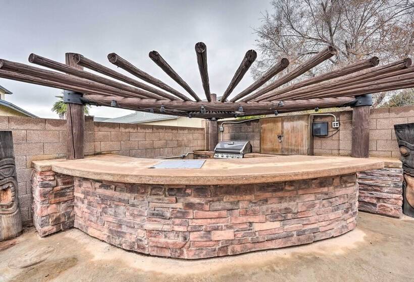 Peoria Home W/ Patio, 2 Mi To Sports Complex!