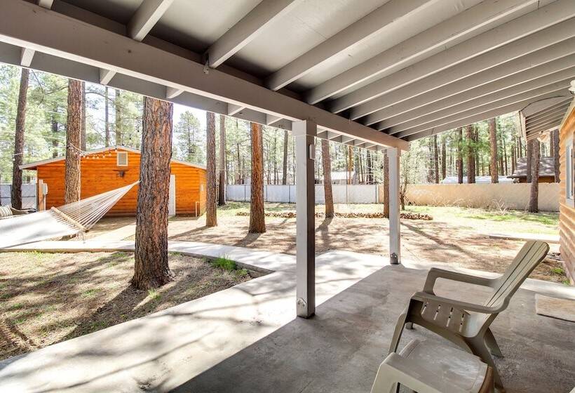 Pinetop Lakeside Cabin, Walk To Woodland Lake Park