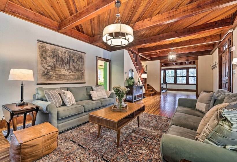 Pocono Pines Family Home W/ Private Hot Tub!