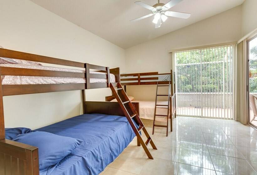 Port St Lucie Home ~ 3 Mi To Botanical Gardens!
