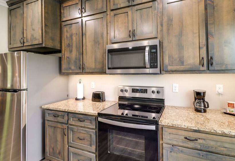 Quaint Harrison Home 2 Mi To Downtown!