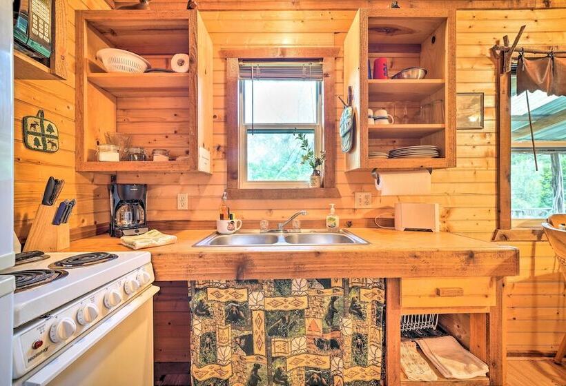 Rustic Davis Cabin < 1/2 Mile To Turner Falls!