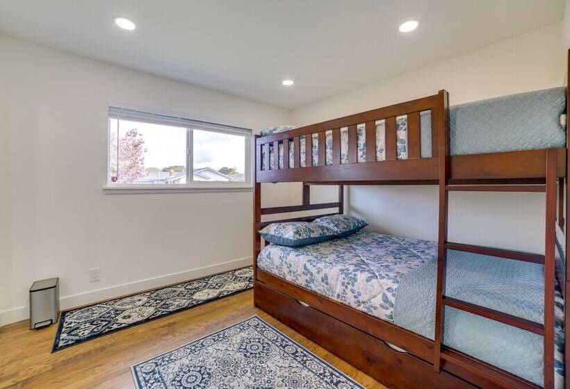 Salinas Home W/ Pool   Near Weathertech Raceway!