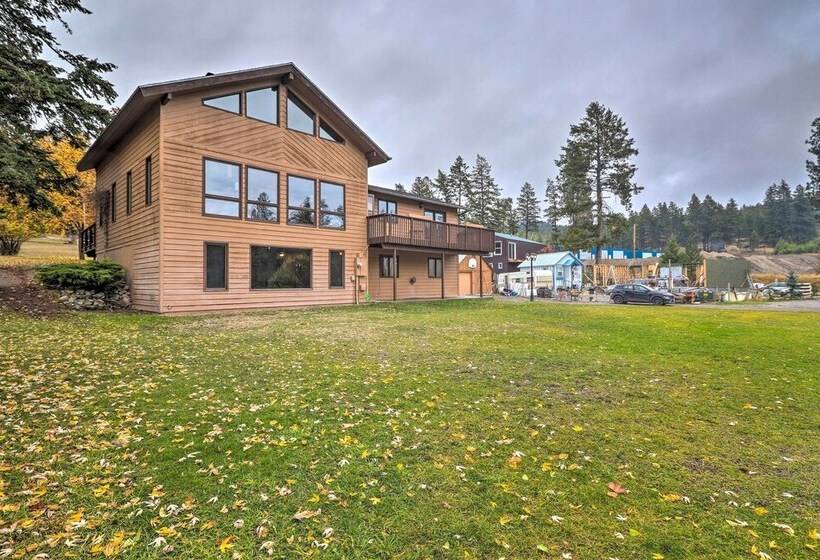 Pet Friendly Lakeside Hideaway ~ 1 Mi To Downtown!