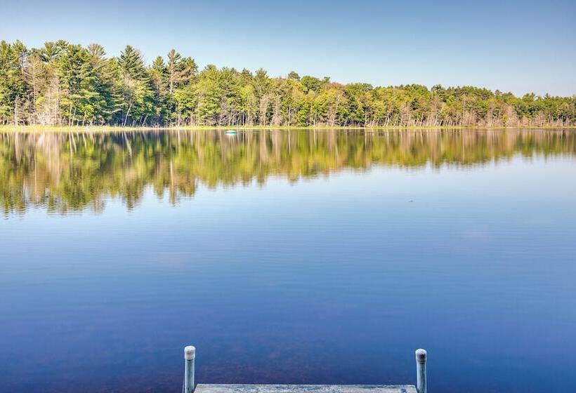 Serene Woodruff Cottage: Lakefront Access!
