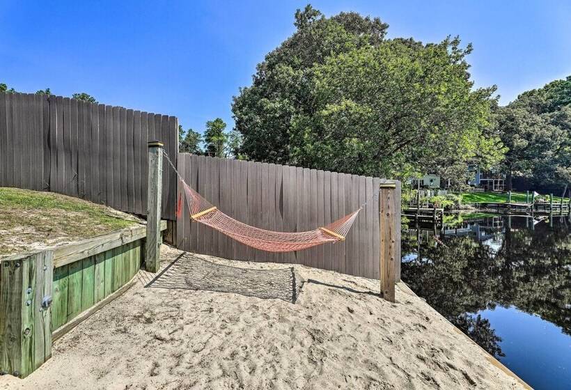 The Grey Goose : Waterfront Home With Beach