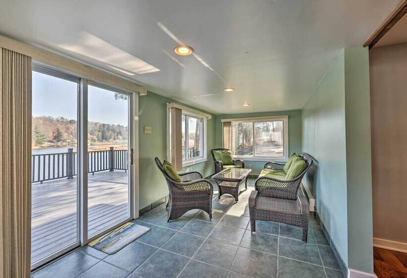Lakefront Poconos Escape W/ Dock, Decks & Grill!