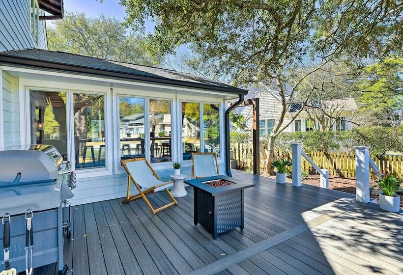 Waterfront Pine Knoll Shores Gem W/ Boat Dock
