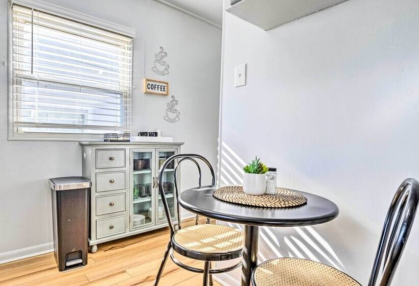 Anderson Bungalow Near University + Downtown!