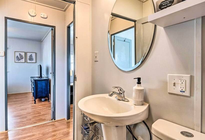 Anderson Bungalow Near University + Downtown!