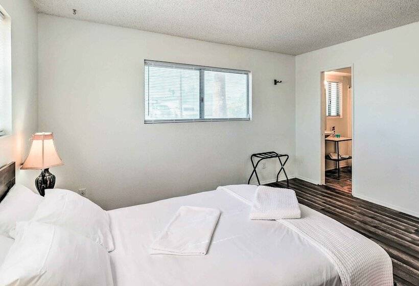 Bullhead City Home   Near Colorado River!