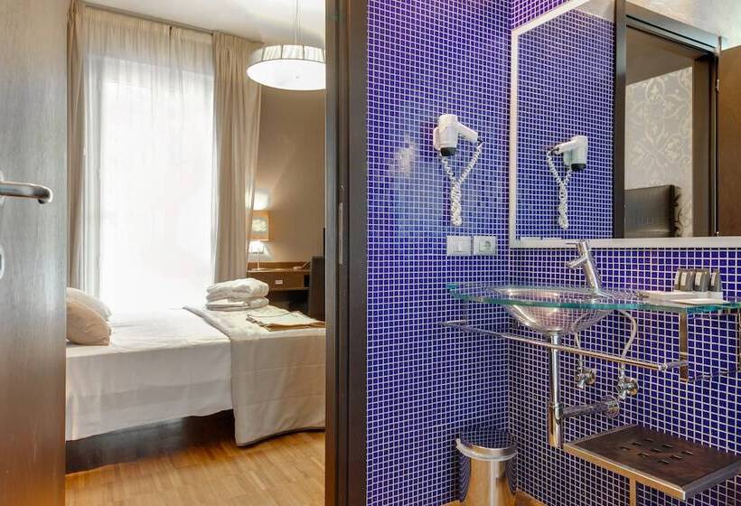 مسافرخانه Atmosfere Milano Marittima