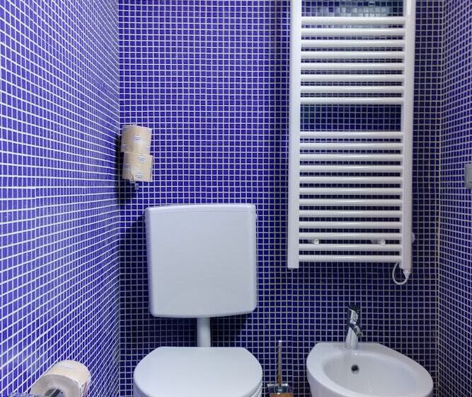 مسافرخانه Atmosfere Milano Marittima