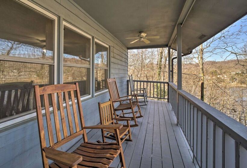 Lake Junaluska Home W/ Deck, Close To Trails!