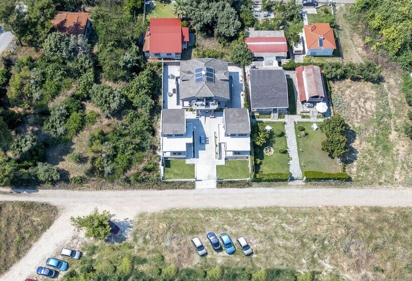 Mykoniatika Villas