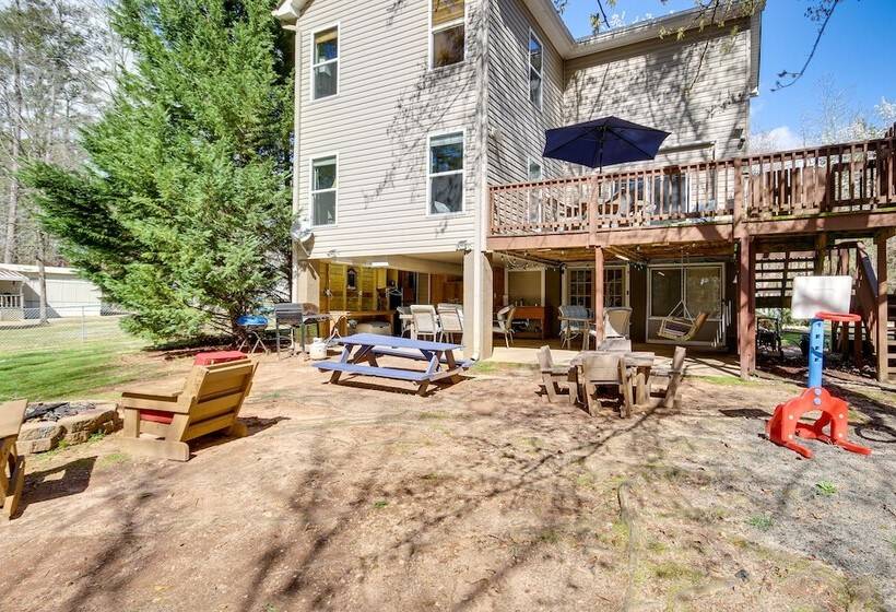 Pet Friendly Lakehouse: View Tower + Fire Pit!