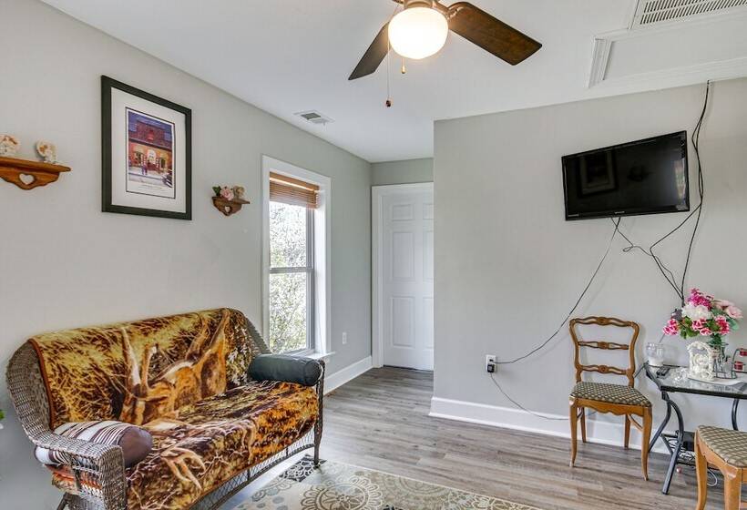 Pet Friendly Lakehouse: View Tower + Fire Pit!