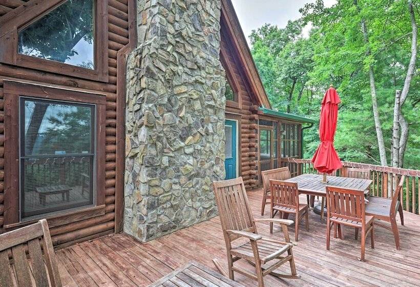 Purlear Luxury, Spacious Log Cabin W/ Mtn Views!