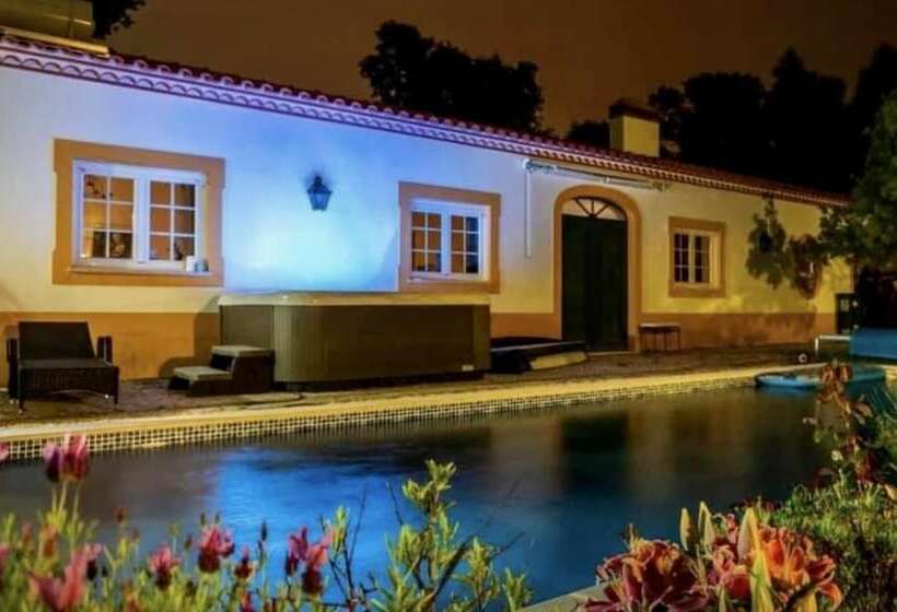 דירת נופש Fantastic House, Swimmingpool, Jacuzzi, Horses