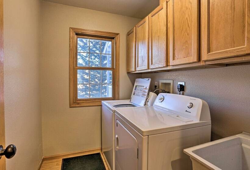 Black Hills Home W/ Mickelson Trail Access!