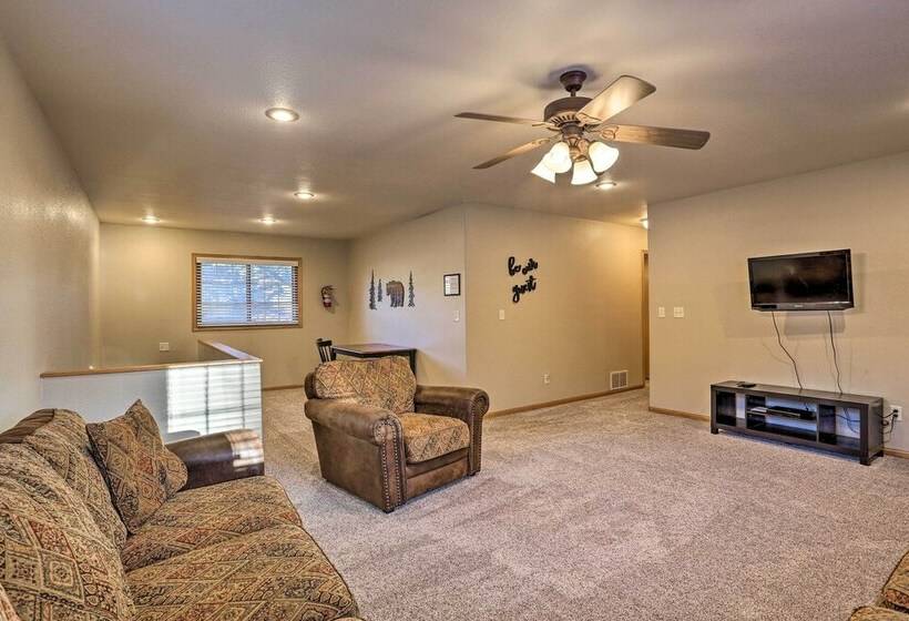 Black Hills Home W/ Mickelson Trail Access!