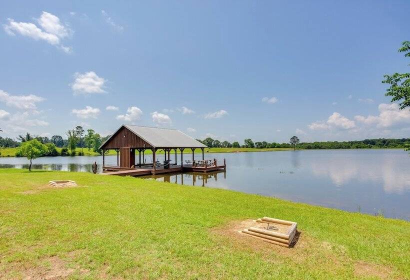 The Bird Cabin Peaceful Refuge In East Texas