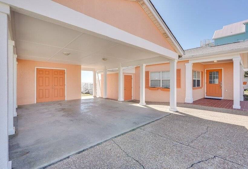 Breezy Pcb Retreat W/ Direct Beach Access!