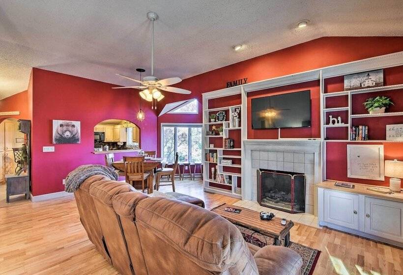 Hayesville Bungalow W/ Porch & Forest Views!