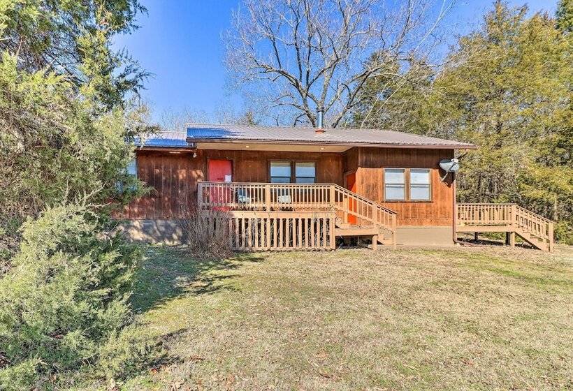 Walk To White River: Home W/ Deck In Flippin!