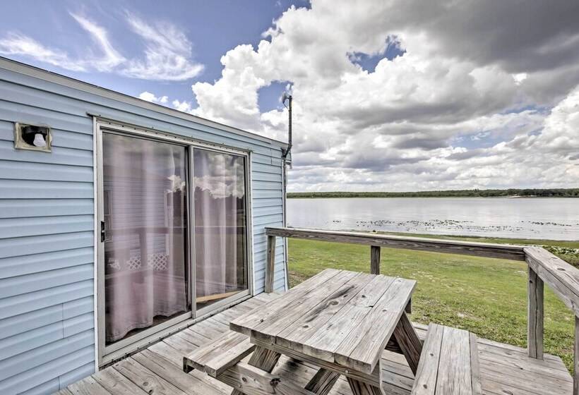 Cozy Lakefront Home In Ocala W/ Deck, Grill + A/c!