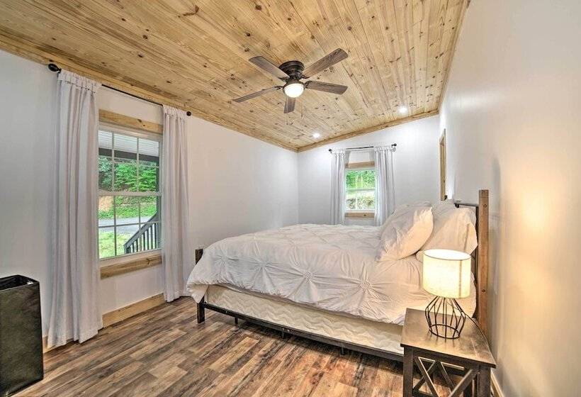 Creekside Ranch  W/ Porch ~ 2 Mi To Pkwy