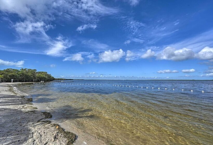Key Largo Home W/ Dock & Private Beach Access