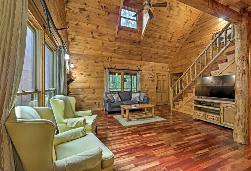 Lakefront Coalmont Cabin On 5 Acres W/ Dock!