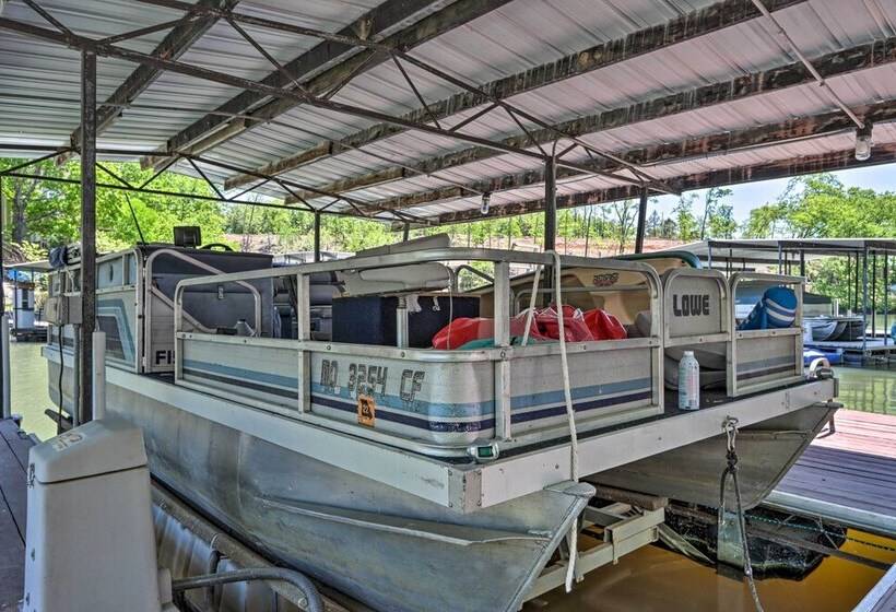 Lakefront Rocky Mount Cabin W/ Dock & Kayaks!