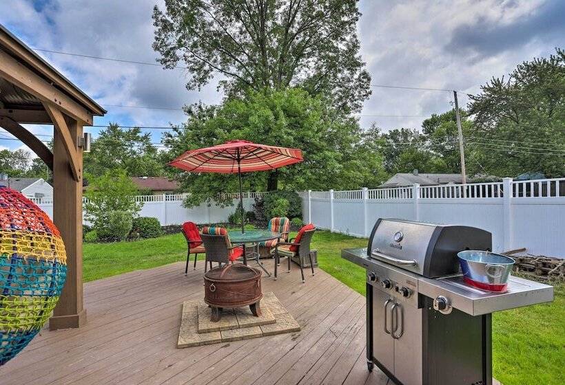 Parma Heights Home W/ Private Yard & Pergola
