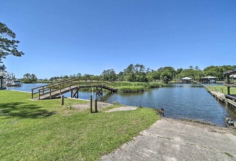 Pelican Splash  Retreat On Bon Secour River!