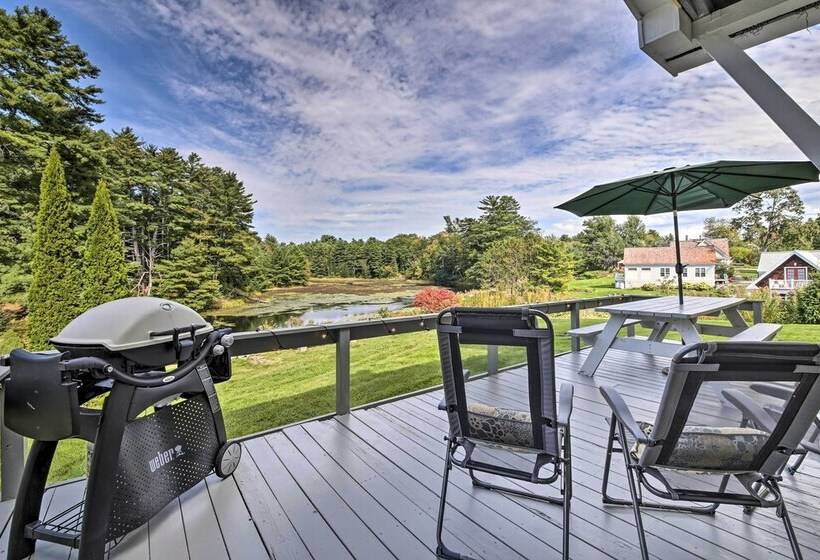 On Site Pond: Spacious Family Home In Jefferson!