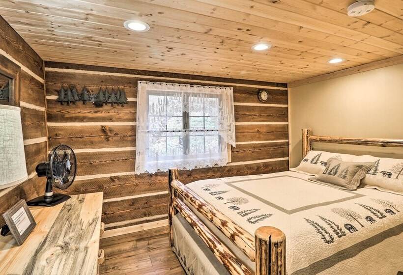 Reconnect With Nature At Timber Creek Cabin!
