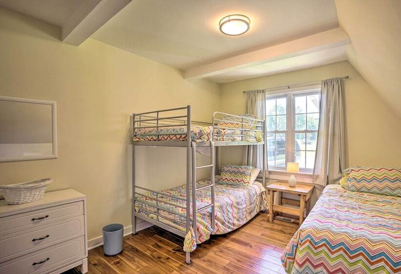 Riverfront Retreat On 4 Acres W/ Private Dock