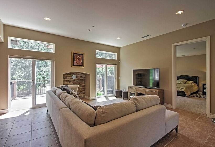 Roomy Home W/ Deck, 5 Mi To Lake Arrowhead Village