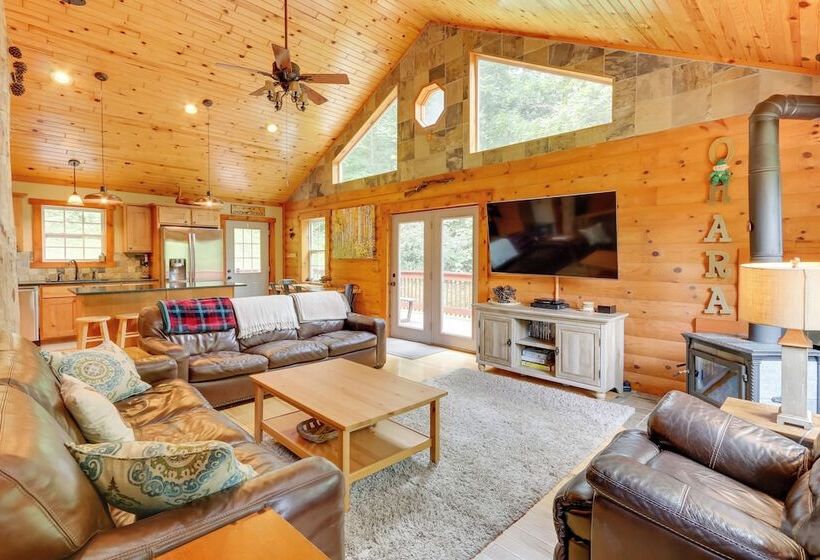 Rustic Cabin W/ Hot Tub   7 Miles To Hocking Hills
