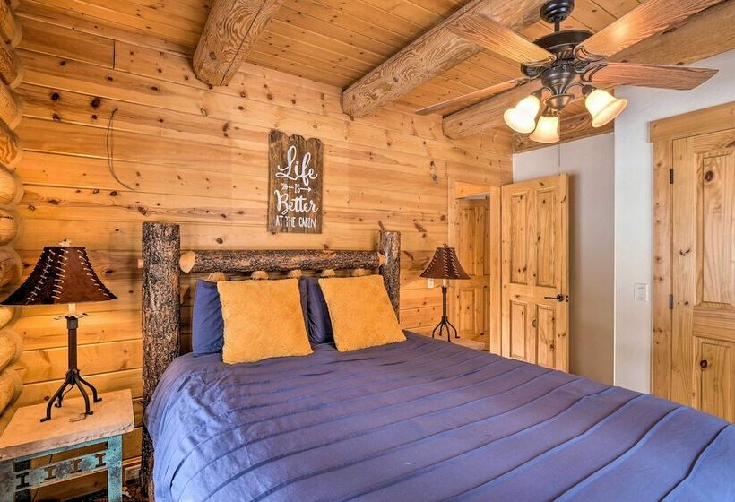 Rustic Cabin W/ Hot Tub & Deck In Breckenridge