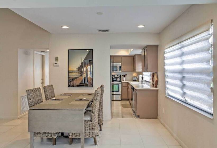 Sand Dollar  Jenson Beach Home W/ Pool Access!