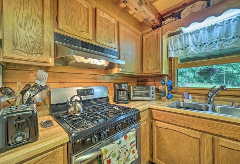 Scenic Creekside Cabin W/ Wraparound Porch!